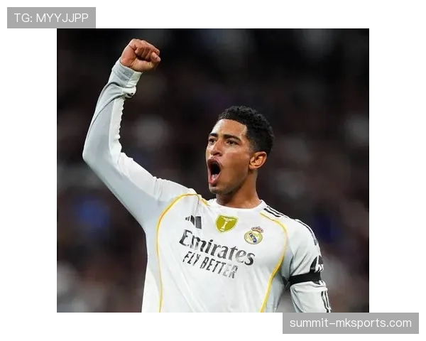 贝林厄姆荣膺FIFPRO世界十一，青年新星引领足坛新风潮