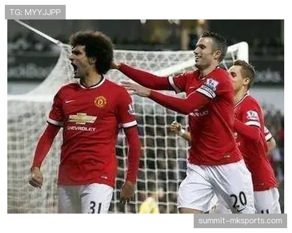 曼联引援逻辑问题显现，高价投入但成效有限，对球队重建形成制约